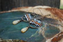 Load image into Gallery viewer, Woven dangle earrings, peach honey & mottled caramel czech glass