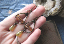Load image into Gallery viewer, Woven dangle earrings, peach honey &amp; mottled caramel czech glass

