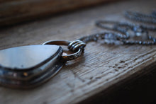 Load image into Gallery viewer, Montana moss agate pendant necklace with labradorite

