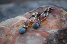 Load image into Gallery viewer, Oxidized brass mauve tear drop earrings
